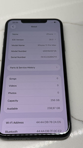 Apple iPhone 11 Pro Max 256Gb Green v heas korras (3 foto / 4)