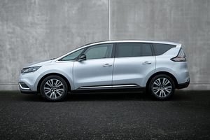 RENAULT ESPACE INITIALE Аренда автомобиля (6 фото из 9)