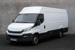 Iveco Daily / VW Crafter аренда микроавтобуса автобуса