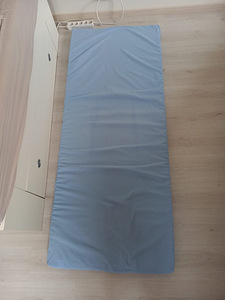 Madrats - Mattress (1 foto / 2)
