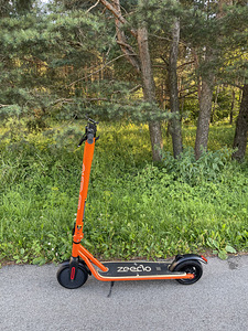 Самокат ZEECLO COMET II 7,5 AH ELECTRIC SCOOTER (5 фото из 7)
