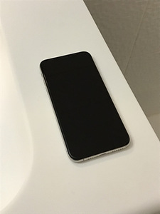 iPhone XS 64GB 79% (1 foto / 4)
