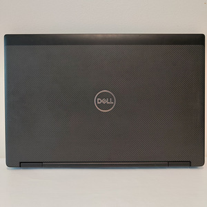 Dell Precision 7530 | i7-8850H Quadro P3200 (2 foto / 4)