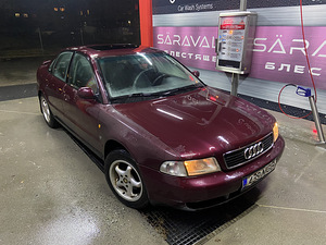 Audi A4 1.6 74kw ÜV 11.23 (1 foto / 6)