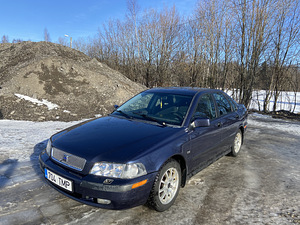 Volvo S40 1.8 90kw ÜV 01.24 (1 foto / 5)
