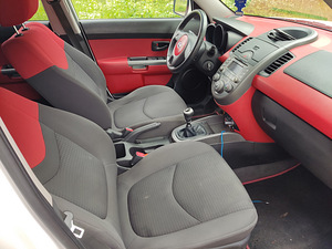Kia Soul crossover (5 foto / 6)