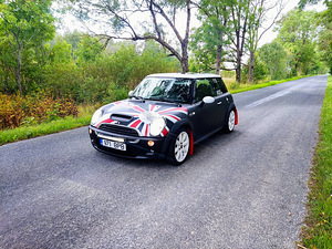 Mini Cooper S (7 foto / 9)