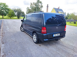 Mercedes-Benz V230 (2 foto / 4)