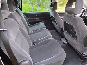 Korralik Ford Galaxy (6 foto / 9)