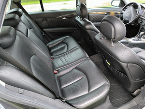 Mercedes Benz E270 (6 foto / 8)