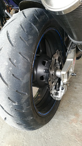 Ямаха YZF 1000 R Тандерейс (7 фото из 10)