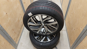 Uued MB valuveljed koos uute Pirelli suverehvidega 245/45R19 (8 foto / 10)