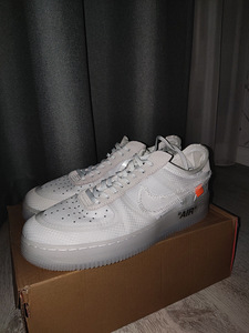 Nike Air Force 1 Low Off-White "The Ten" (3 фото из 10)