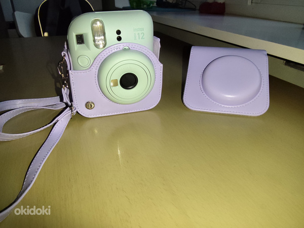 Продам фотоаппарат Fujifilm Instax mini 12