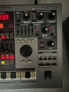 Roland MC 505 (5 foto / 6)