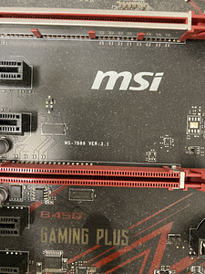 MSI Gaming Plus B450 (2 фото из 2)