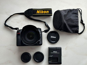 NIKON D7100 с объективом 18-105 мм (как новый) (8 фото из 8)