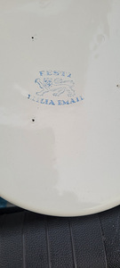 Продавать кастрюли (3 фото из 3)
