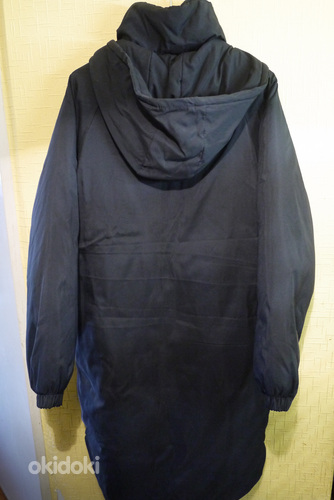 Женская куртка c капюшоном новая, размер S/M (фото #2)