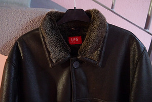 Meeste karusnahast jope L / XL (1 foto / 10)