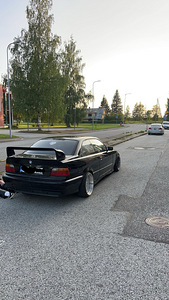 E36 купе (5 фото из 5)