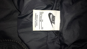 Куртка nike (2 фото из 2)