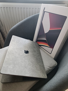 Macbook 16 M1 Pro 16GB 512GB (1 foto / 2)