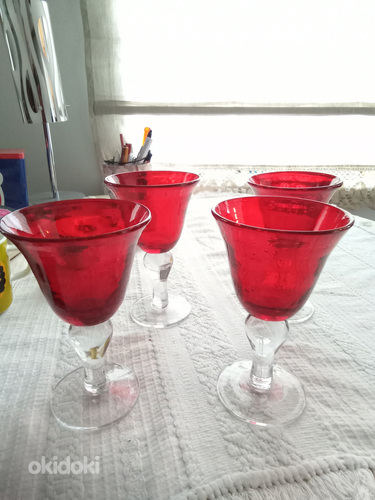 4 бокала ручной работы из пузырькового стекла, темно-красног (фото #3)