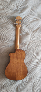 Tenor ukulele / tenor ukulele (1 foto / 3)