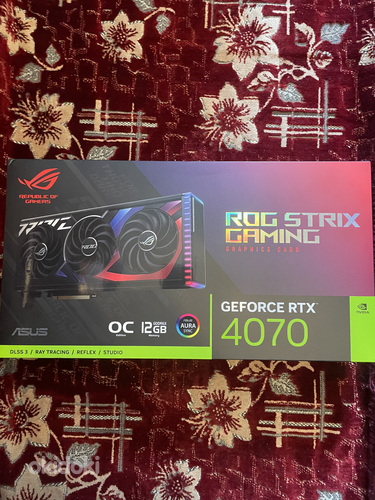 Asus GeForce RTX 4070 ROG Strix OC 12GB DDR6 (фото #1)