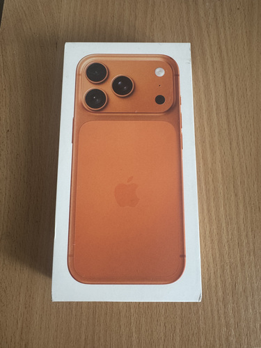 Apple iPhone 17 Pro 256GB Cosmic Orange