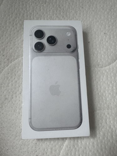 Apple iPhone 17 Pro 256GB Silver