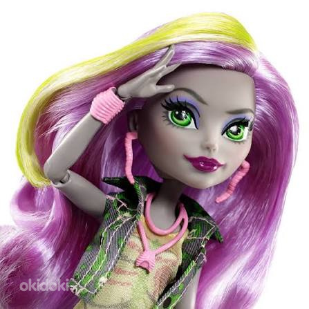 Monster high.