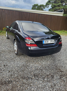 Mercedes-Benz S320 (7 foto / 15)