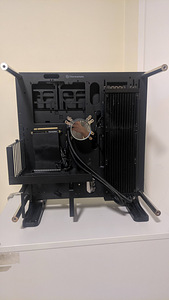 Case Thermaltake core p3/ deepcool castle 360ex aio (2 foto / 4)