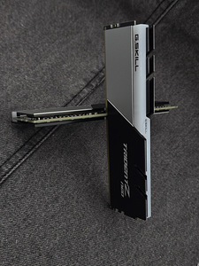 G.skill trident z Neo 2x16gb 3600 CL16 (5 foto / 8)