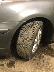 Toyota Avensis 2.2 130kw D-Cat (10 foto / 11)