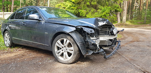 MB C200 (W204) 2.0cdi 100kW varuosadeks (2 foto / 3)