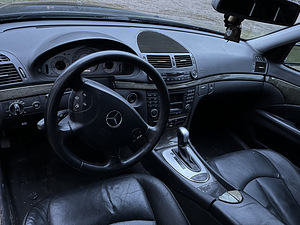 Продается MB W211 E270 130kw (6 фото из 6)