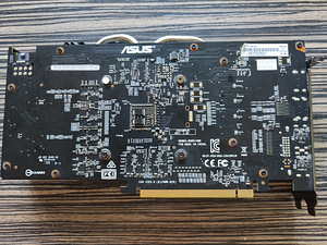 GTX 1060 6GB (4 foto / 4)