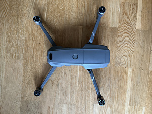 DJI MAVIC 2 zoom + fly more combo (3 foto / 6)
