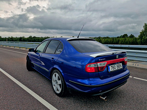 M: Seat Toledo 2.3 VR5 125kw (2 foto / 10)