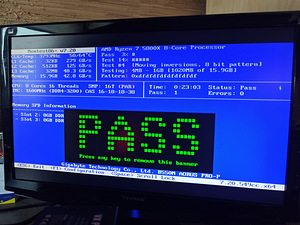 AMD Ryzen 7 5800X | AMD RX 6600XT | 16GB DDR4 3200 | 2 SSD (5 foto / 10)
