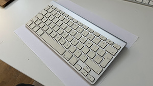 Apple Bluetooth Keyboard (English) (2 foto / 2)