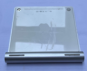 Apple Magic Trackpad 1 (A1339) (3 фото из 3)