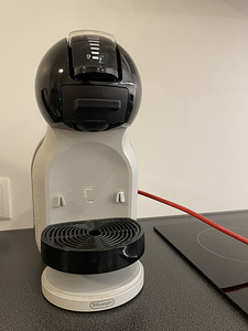 Кофемашина Nescafe Dolce Gusto (2 фото из 2)