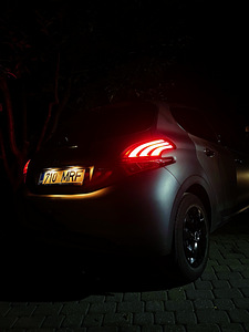 Peugeot 208 1.2 81kW (10 foto / 12)