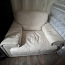 Качественный кожаный диван с креслом (фото #2)