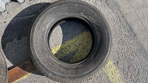 265/65R17 Bridgestone Dueler H/T + AT 684II (8 foto / 8)