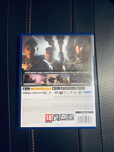 Call of duty Modern Warfare 2 PS5 (2 foto / 3)